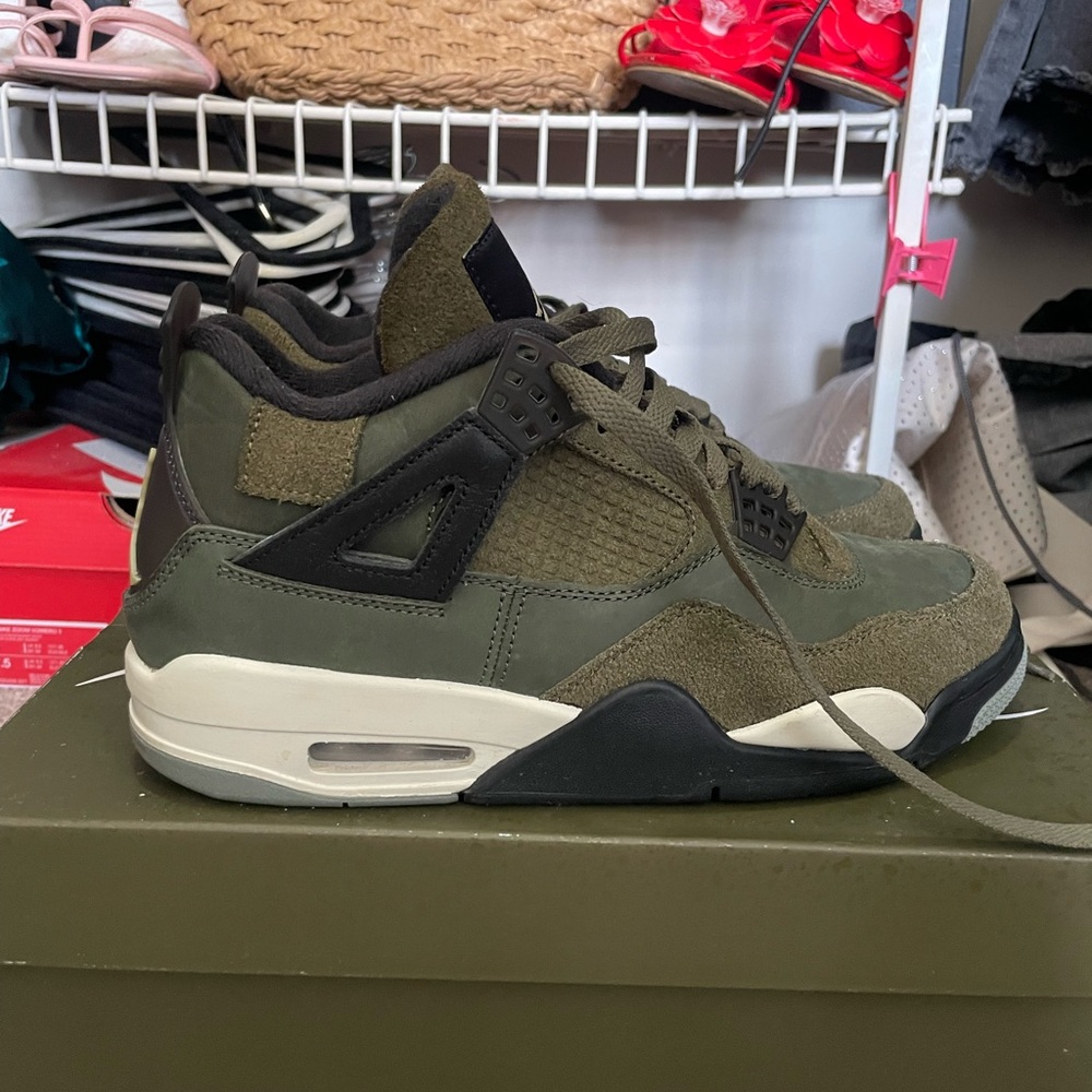Jordan Olive green 4s